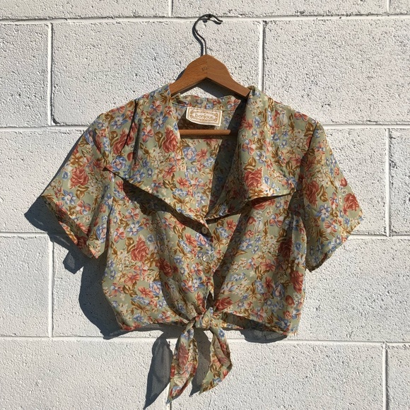 Vintage Tops - Vtg Bonjour 80’s Sheer Floral Crop Top